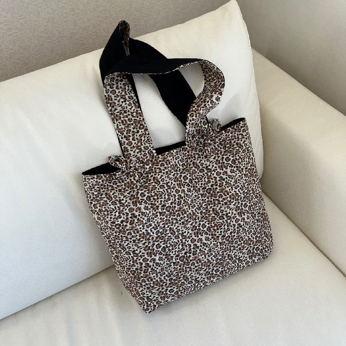 【Loulouseoul】24fw Love Leopard Tote Bag Loulouseoul】24fw Love Leopard Tote Bag (Loulouseoul/トート